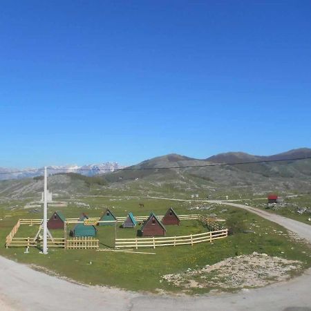 פלוזינה Etno Selo - Guest House Etno Village - Trsa מראה חיצוני תמונה